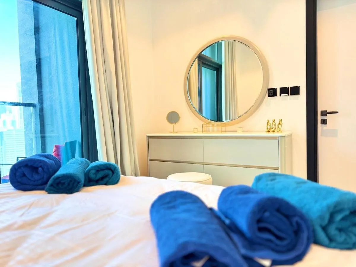 5 Star Apartment Dubai Burj Khalifaview 0*,  איחוד האמירויות הערביות