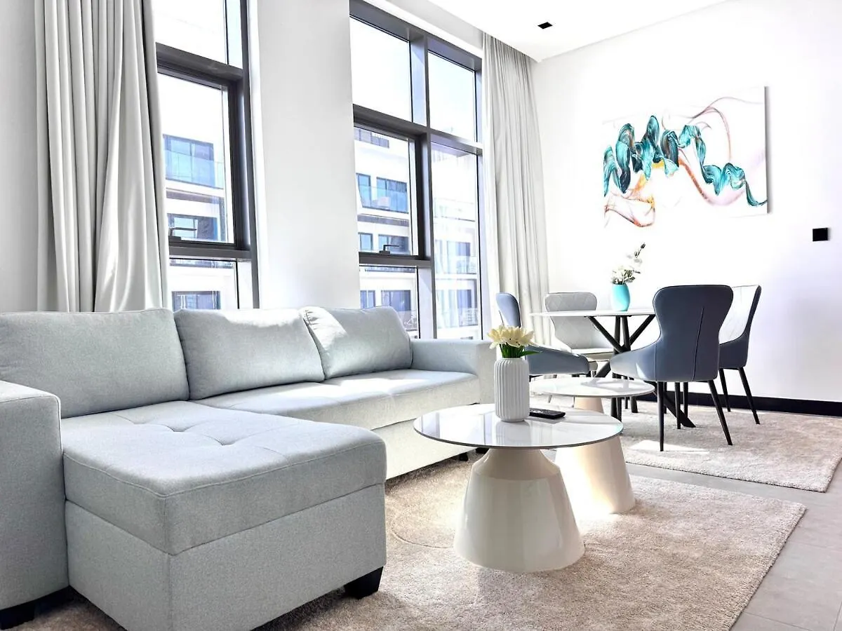 5 Star Apartment Dubai Burj Khalifaview