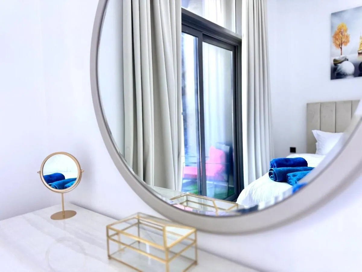 5 Star Apartment Dubai Burj Khalifaview