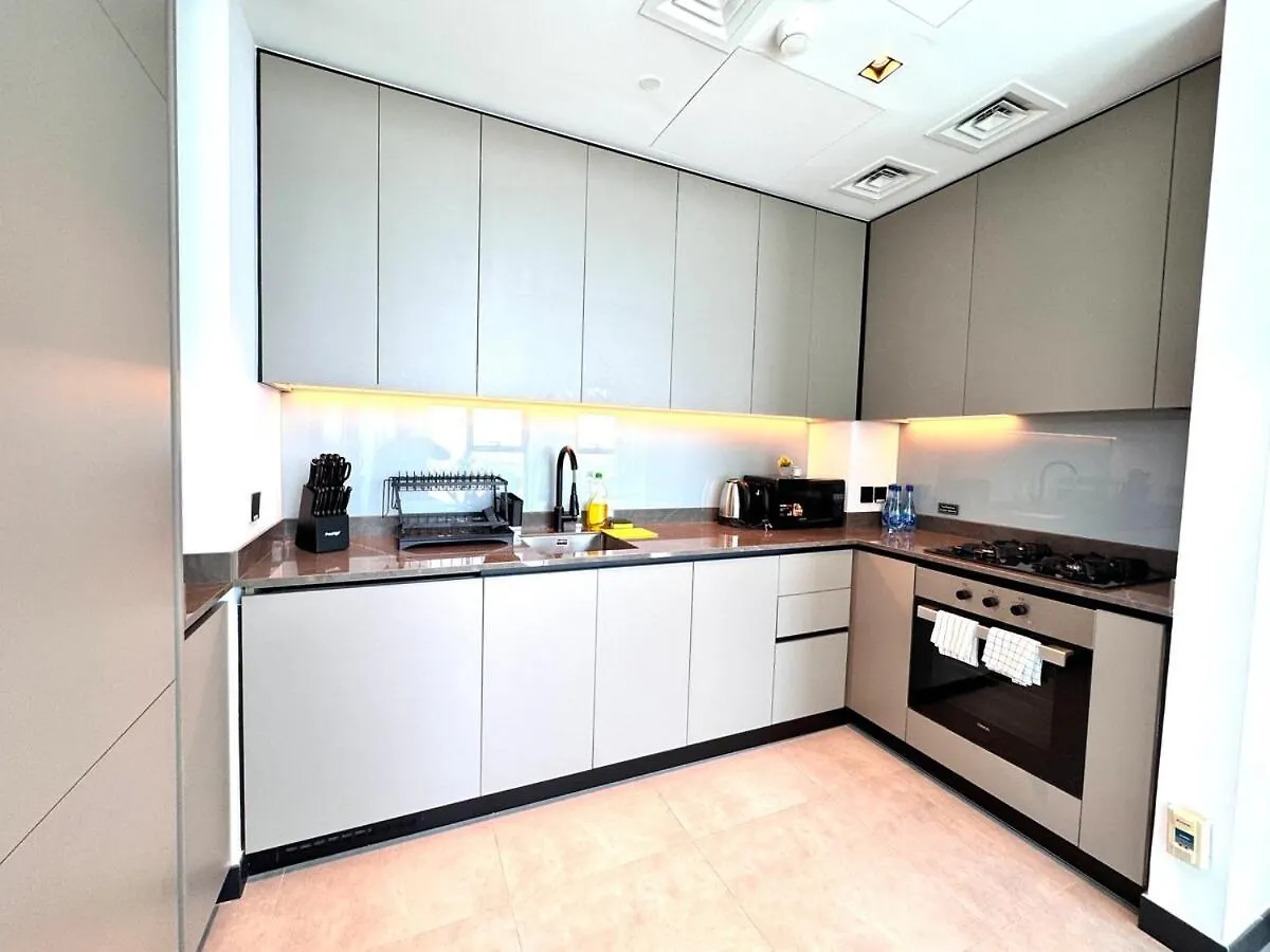 5 Star Apartment Dubai Burj Khalifaview