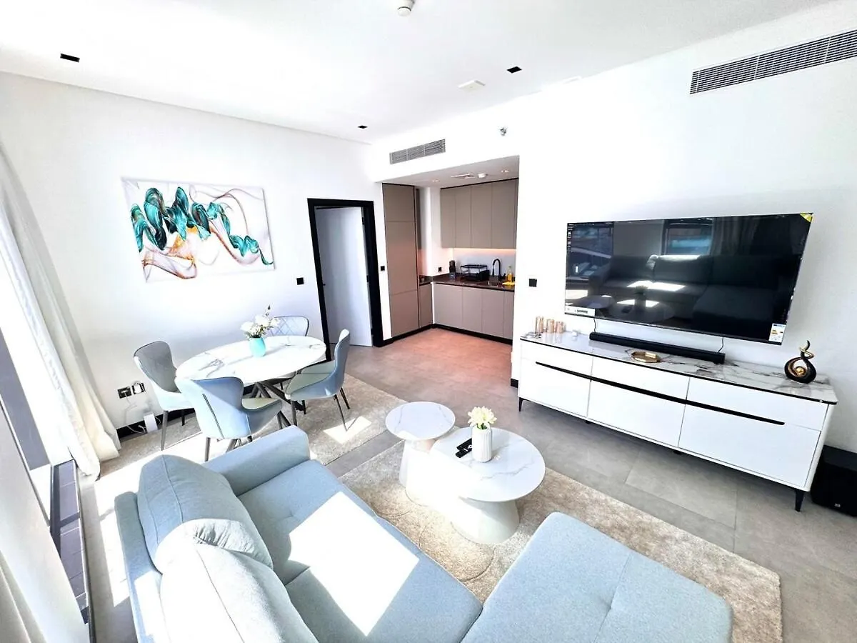 5 Star Apartment Dubai Burj Khalifaview